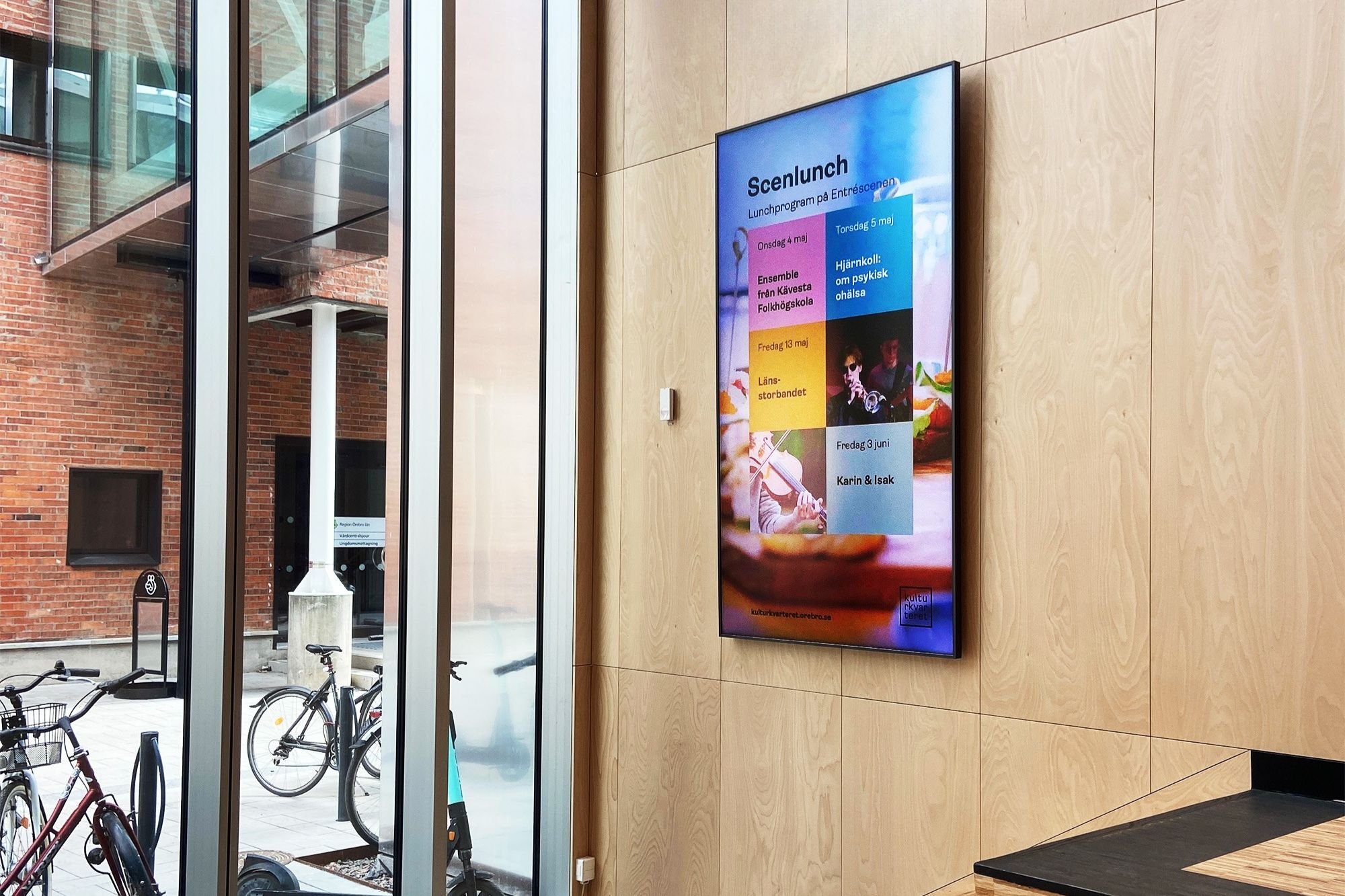 digital-sigange-informationstavlor-avs